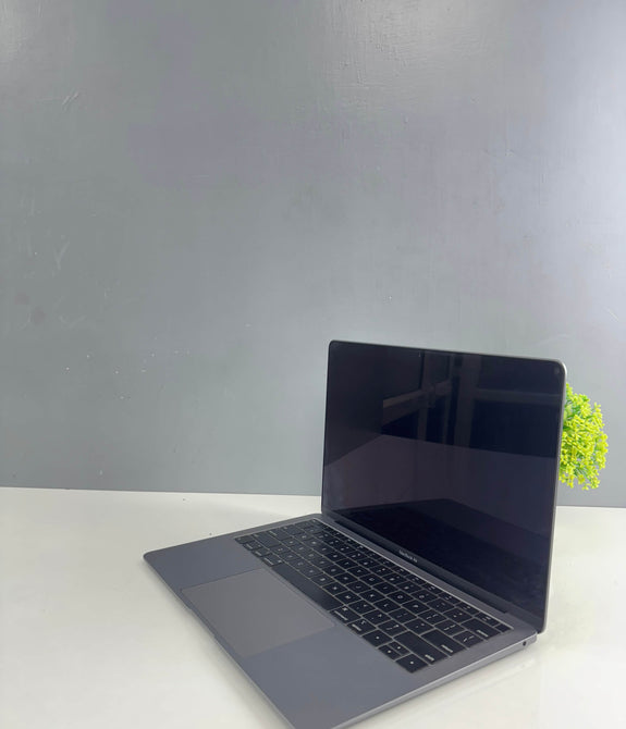 Refurbished Apple MacBook Air A1932 2019 (i5/8GB/256GB/Mac OS Mojave/13.3 inch")