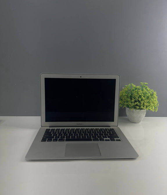 Refurbished Apple MacBook Air A1466 (Core i5/8GB/128GB/Mac OS Sierra/13.3")