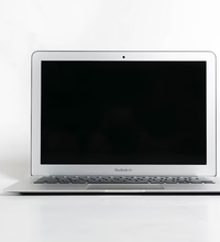 Refurbished Apple MacBook Air A1466 (Core i5/8GB/128GB/Mac OS Sierra/13.3")