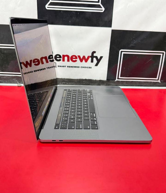 Apple MacBook Pro (2141) Intel Core i7 9th Gen (2019) - (16 GB/512 GB SSD/Mac OS SONOMA/4 GB Graphics) MVVJ2HN/A  (16 inch, Space Grey, 2 kg) (refurbished, second hand, renewed, preowned, open box )