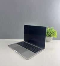 Apple MacBook Pro A1708 i7 