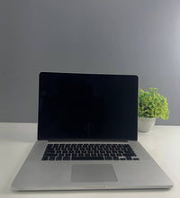 MacBook Pro A1398 2015 core