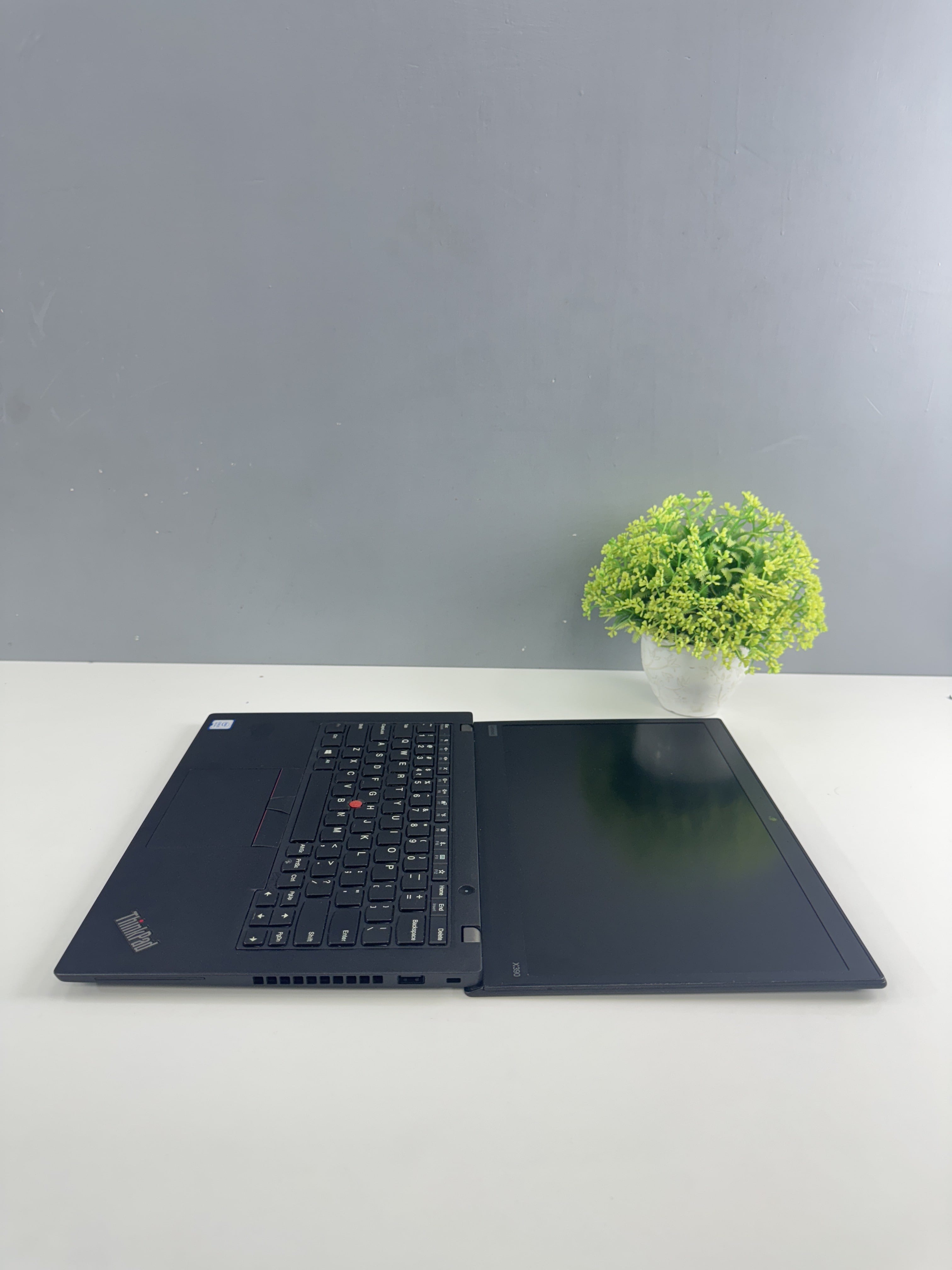 Lenovo ThinkPad X390 Intel Core i5 8th Generation (Refurbished