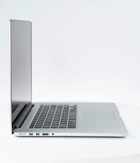Refurbished MacBook Pro A1398 2015( i7/16GB/256GB/Mac OS Sierra/15.4")